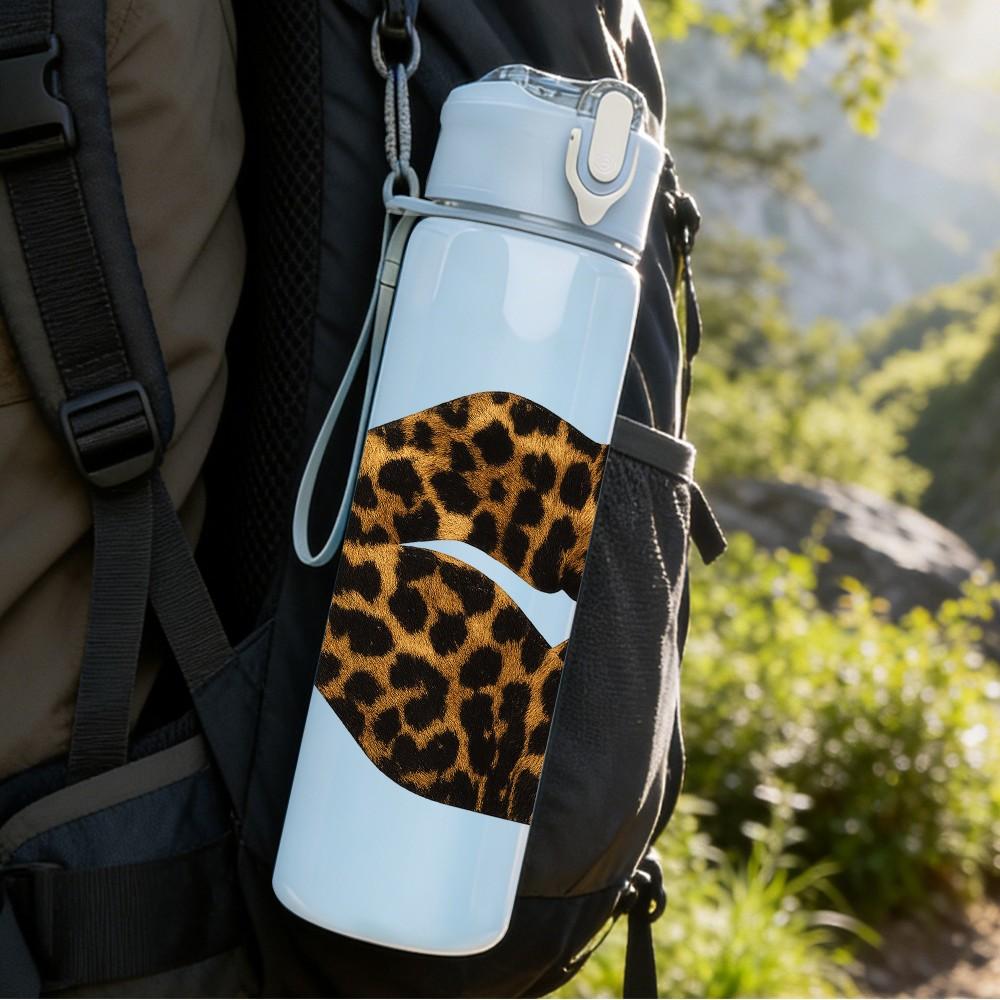 1PC Leopard Lips Texture Print 750ml Color Plastic Sports Water Bottle Leakproof Flip Straw Lid Suitable for Sports Office Home Use