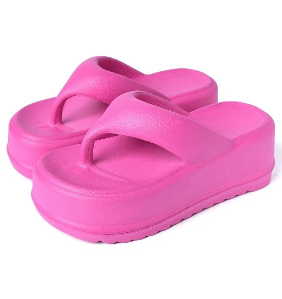 Модные летние тапочки для женщин, резиновые шлепанцы, платформа, пляжные сандалии, низкая мода, гавайские сабо с массажем, 2024