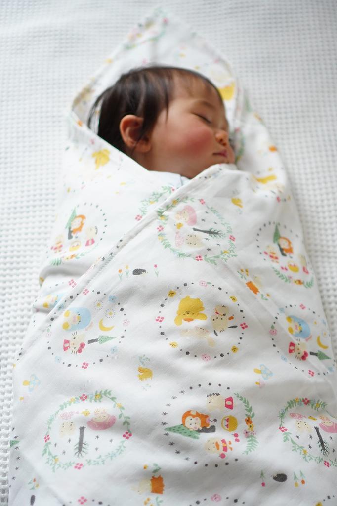 Vit Heart Sanrio Baby Flower Ring Gauze Swaddle White (СБ04С)