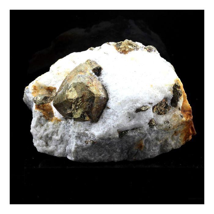 Pierres et Minéraux. Pyrite. 1795.5 ct. Trimouns Talc Mine, Ariège, France.