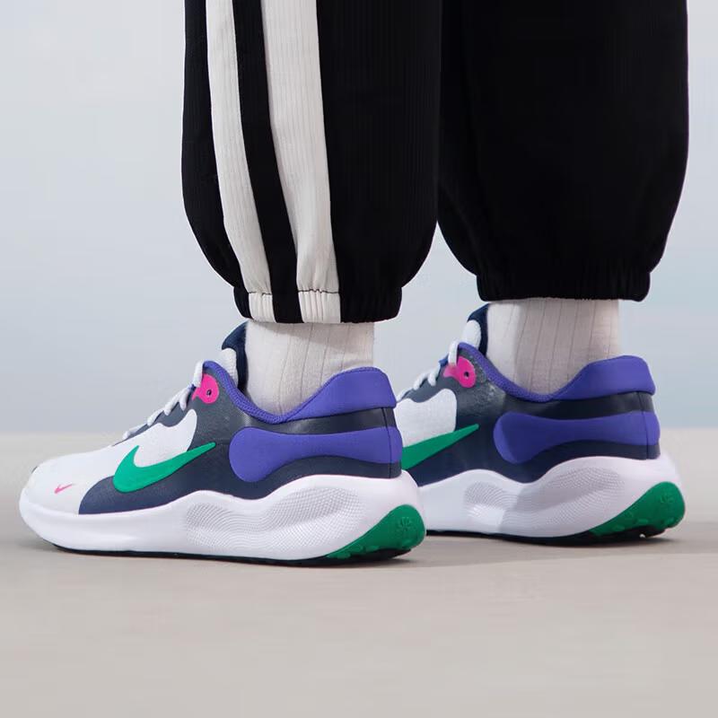 Nike Детские кроссовки Revolution 7 GS Midnight Navy Stadium Зеленые детские белые персидско-фиолетовые FB7689-101