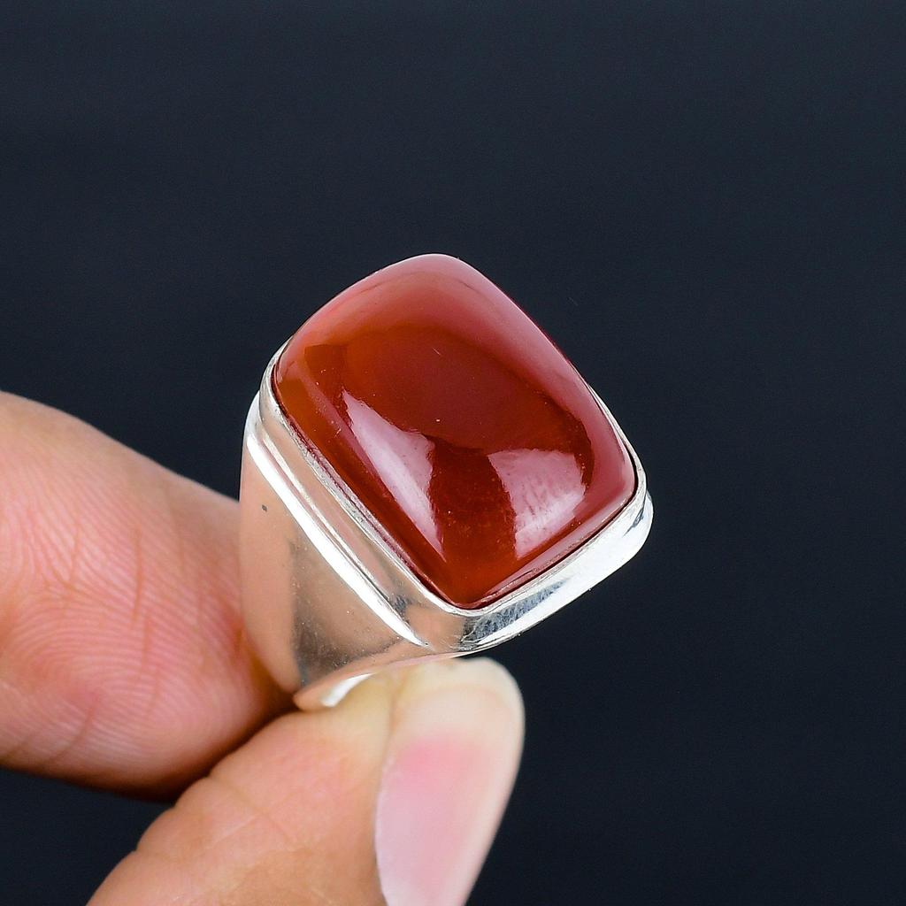 Кольцо ручной работы из стерлингового серебра 925 пробы с сердоликом. Классическое перстень-печатка с сердоликом огранки «кушон» для мужчин и женщин