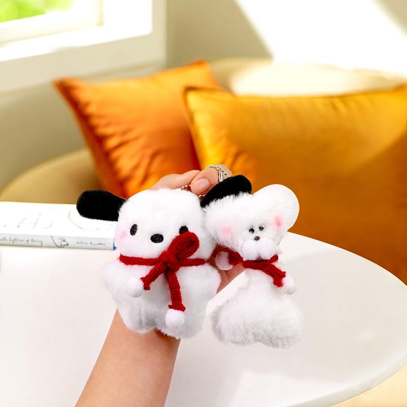 Румяна «Маленькая красная книжечка» Брелок Пача Дог Плюшевая кукла - Милый девичий брелок для сумки в виде сердечка