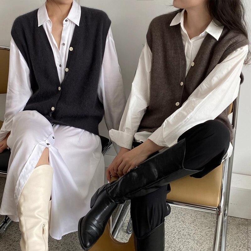 Women Cardigan Sweater Vest Loose Autumn And Winter Wool Knitted Vest Sweater For Women Loose Solid Sleeveless Sweaters 16348