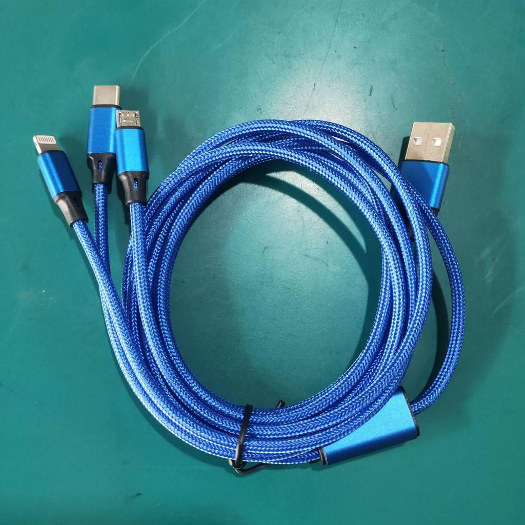 Кабель для быстрой зарядки «три в одном»: Портативный USB-подарок для быстрой зарядки мобильных устройств