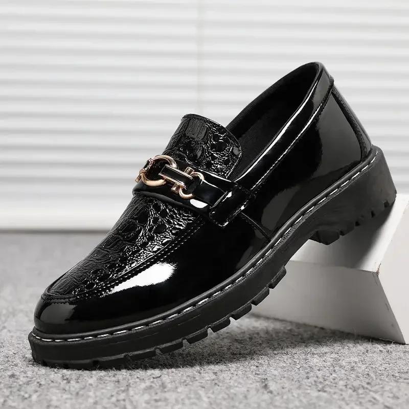 Fashion Male Casual Shoe Round Toe Black Men's Leather Shoes Non Slip and Waterproof Comfortable Slip-on New In Designer Luxury Sale Pu