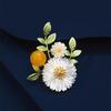 Flower Brooch, High-end Women's Delicate Small Daisy Brooch, Niche Design Sense, Anti-glare Pin