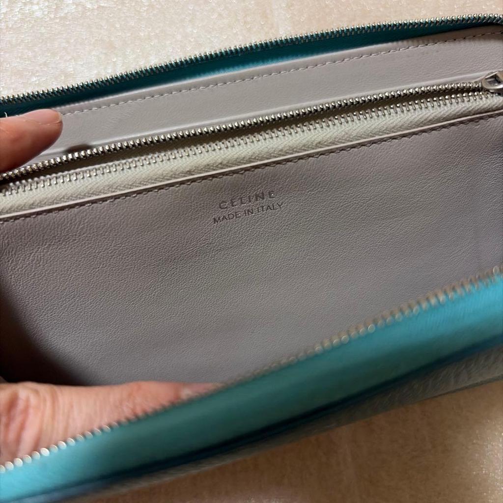 Used CELINE Round Zip Long Wallet