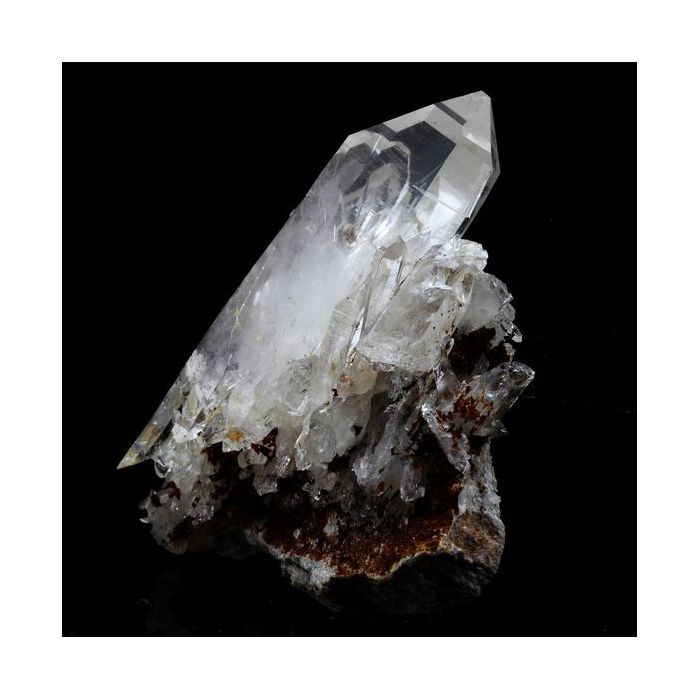Pierres et Minéraux. Quartz. 230.5 ct. Vaulnaveys, Isère, France.