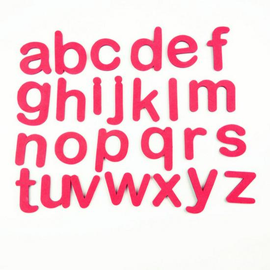 Магнитные наклейки с буквами алфавита и цифрами для раннего образования: 26 цветных заглавных букв для досок и холодильников