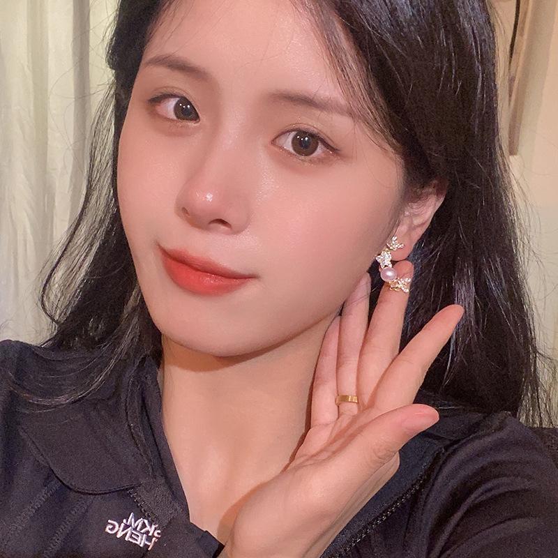 Персонализированные серьги Niche Design Sense, серьги-гвоздики с бриллиантами в виде бабочек, серьги Ins Sweet Temperament