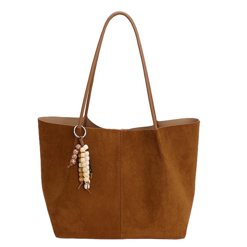 Матовая ретро сумка женская большой вместимости 2025 новая осень и зима универсальная на одно плечо сумка для мамы и ребенка сумка-тоут для поездок на работу