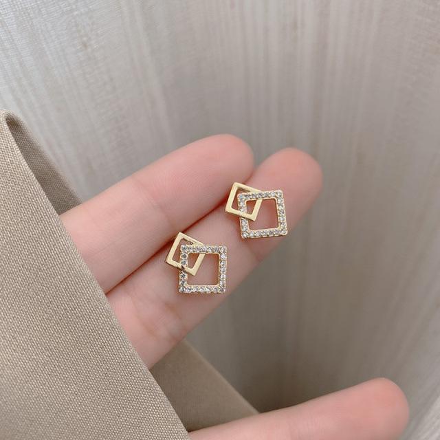 Серьги-пусеты из серебра 925 пробы с жемчугом для женщин