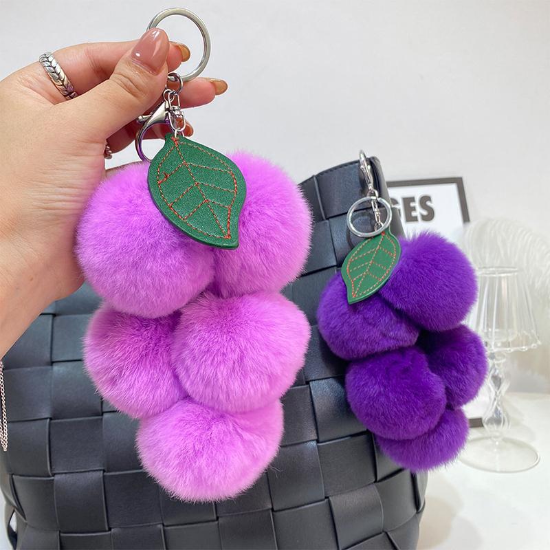 Lovely Grape Pom Poms Keychains Fluffy Pompoms Keychain Rex Rabbit Fur Pompoms Keyring Car Key Chain Pendant Accessories