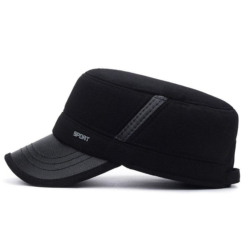 Мужская зимняя кепка с защитой для ушей