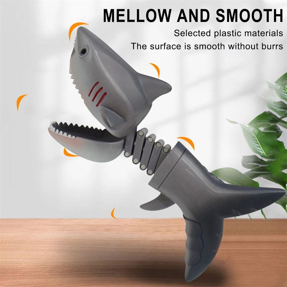 Hungry Shark Spring Manipulator Clip Toy Shark Bite Game Animal Claw Chomper Toy Shark Grabber Toys