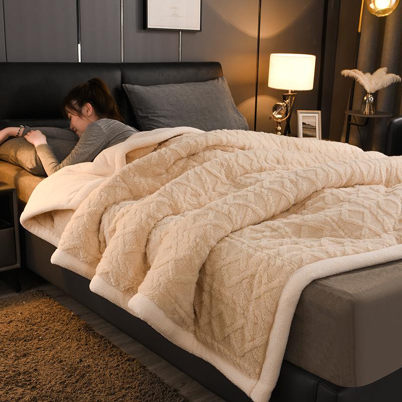 2026 Cozy Winter Plush Fleece Blanket Ultra Soft Warm for Bed Couch Lounge Essential