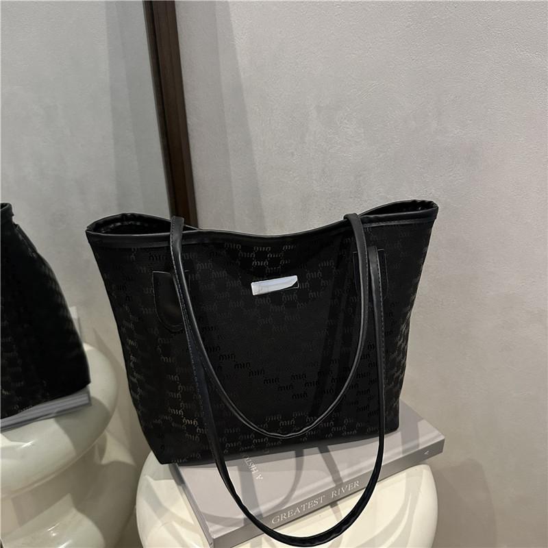 Premium Sense Bag Women's 2025 New Popular Versatile Shoulder Bag Large Capacity Student Class Commute Tote Bag