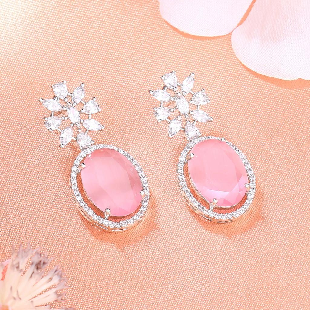 Великолепные серьги Estele с родиевым покрытием, CZ и мятно-розовыми камнями для женщин