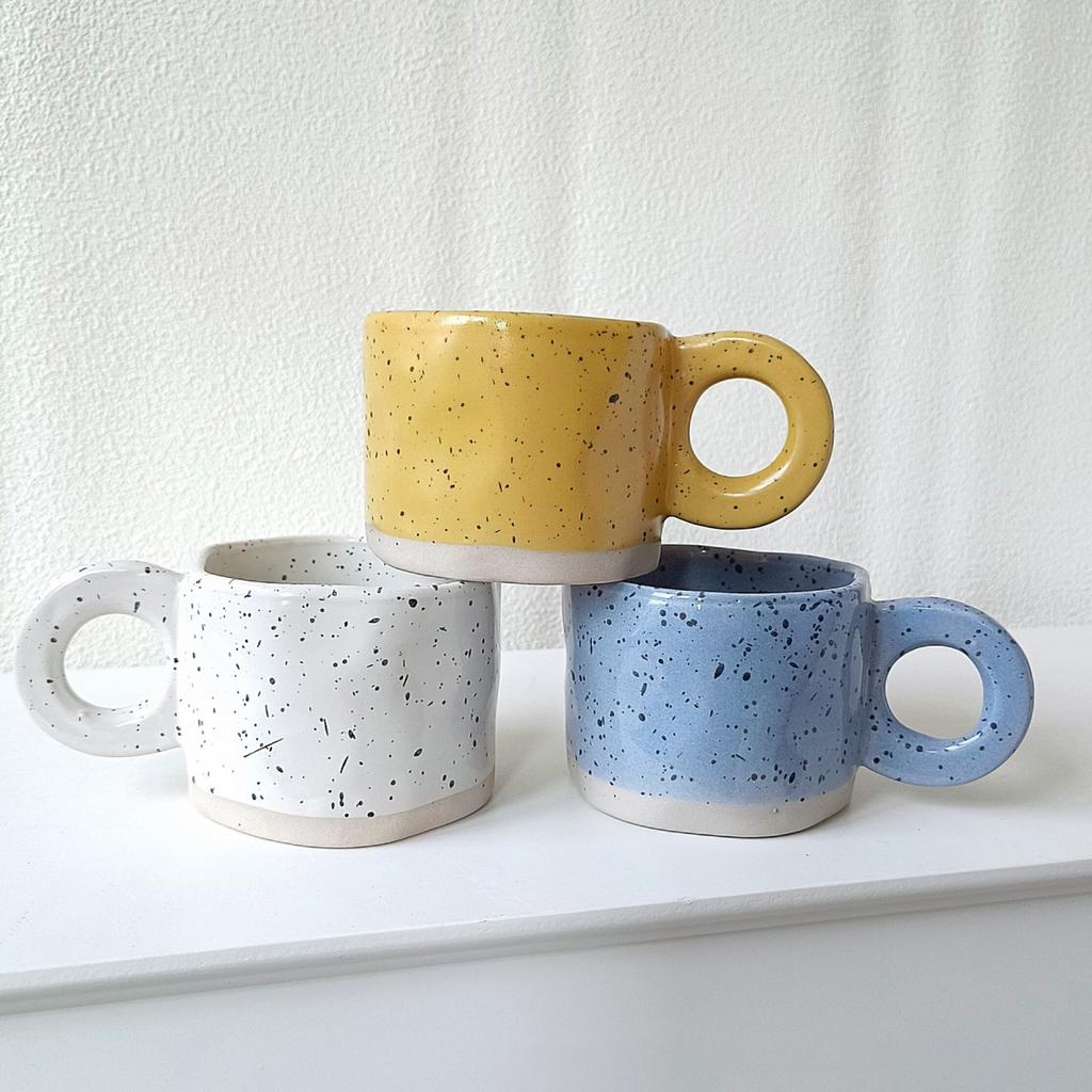 Керамическая кофейная кружка 280 мл, уникальная нестандартная термостойкая универсальная емкость для напитков, износостойкая кружка для любителей латте и молока для домашнего офиса, бара