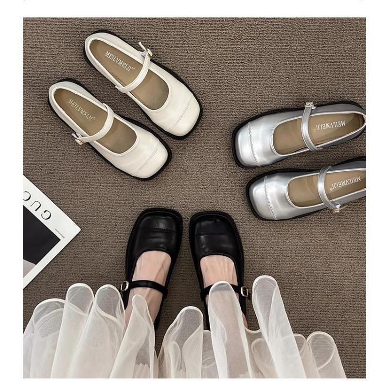 Literary and artistic low-heeled shallow mouth with Mary Jane small leather shoes commuting versatile Doudou shoes summer new single shoes