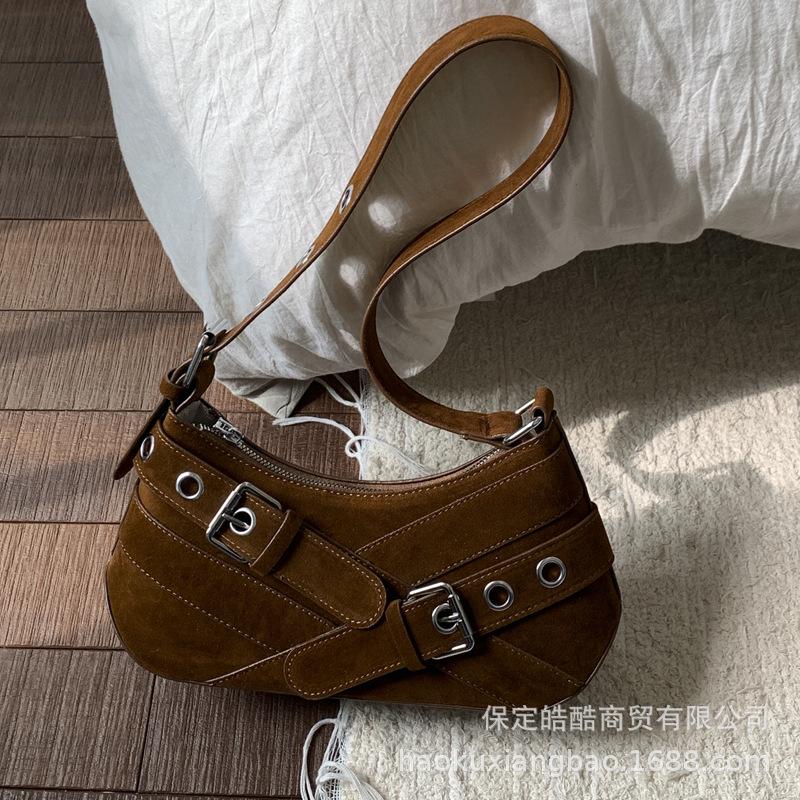 Дизайнерская сумка подмышку новая 2025 модная сумка через плечо осень-зима с высоким чувством зарубежная универсальная сумка-мессенджер женская сумка