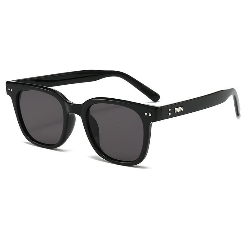 Square black-frame glasses for women without makeup GM new models can be matched with degrees, round face and thin frames Li Xian