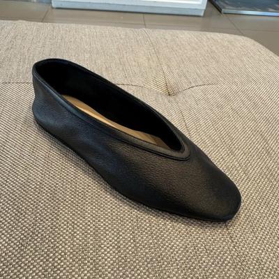 Летние новые кожаные туфли-лодочки на плоской подошве с открытым верхом, черные, женские, повседневные