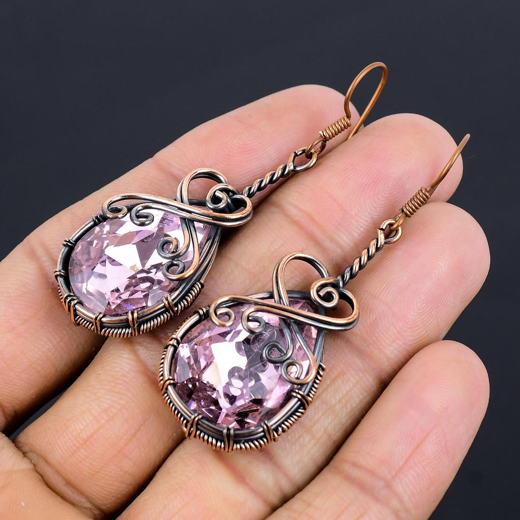 Серьги с розовым кунцитом, ювелирные изделия с драгоценными камнями, серьги, обернутые медной проволокой 999 пробы, ювелирные изделия ручной работы, серьги с камнем-талисманом, подарок для него