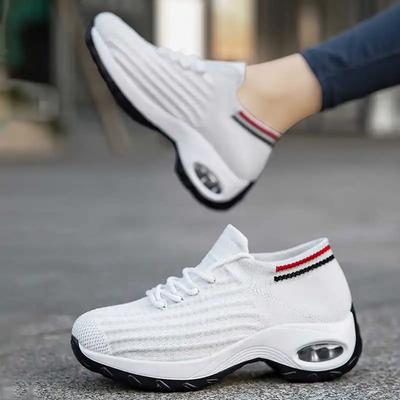 Женская обувь – Кроссовки