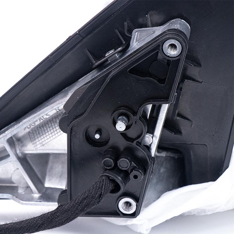 Сборка зеркала заднего вида Mercedes-Benz GLB450: Отражатель, Линза и Корпус