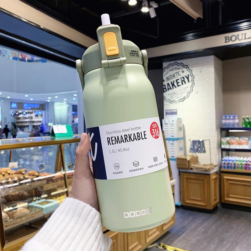Бутылка для воды 1300 мл, большая емкость с соломой, термос из нержавеющей стали, бутылка для холодной и горячей воды, спортивный термос, чашка