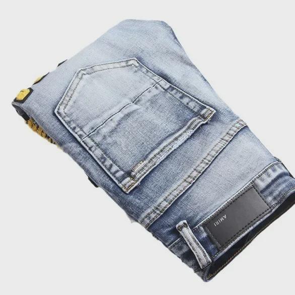Men's Washed Blue Embroidered Patch Straight Jeans
