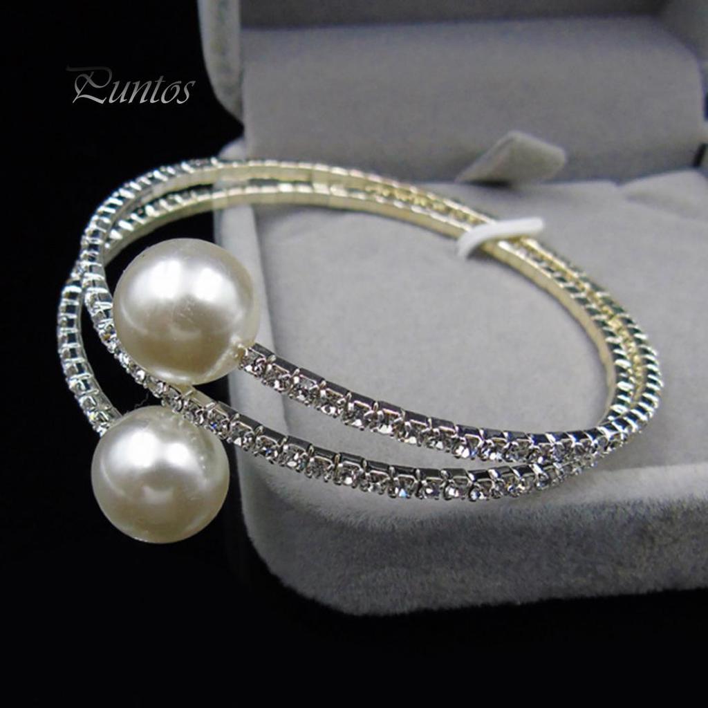 Женский брослет из горного хрусталя с имитацией жемчуга