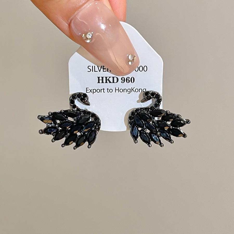 Silver Needle Diamond Swan Stud Earrings - Luxurious, Exquisite and Fashionable for Women
