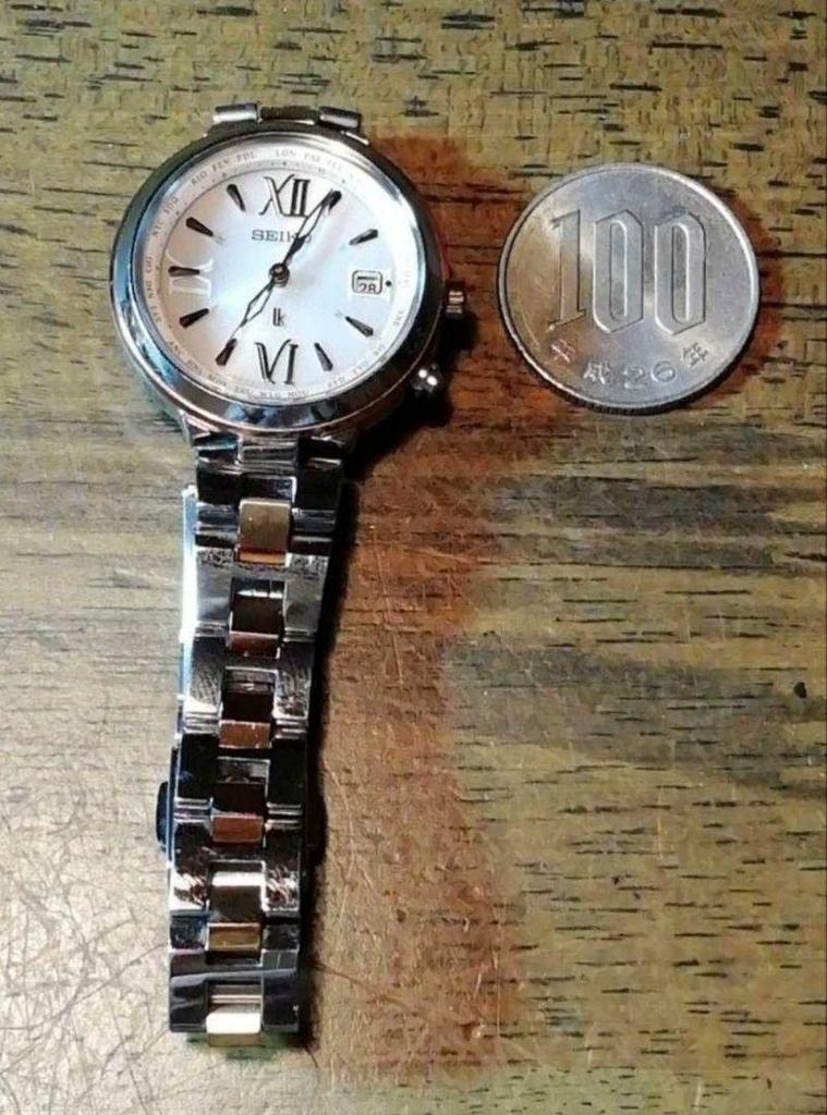 [USED] BB27 Seiko Lukia Radio-Controlled Solar Watch with Date Display and Anti-Magnetic Function, Sapphire Crystal