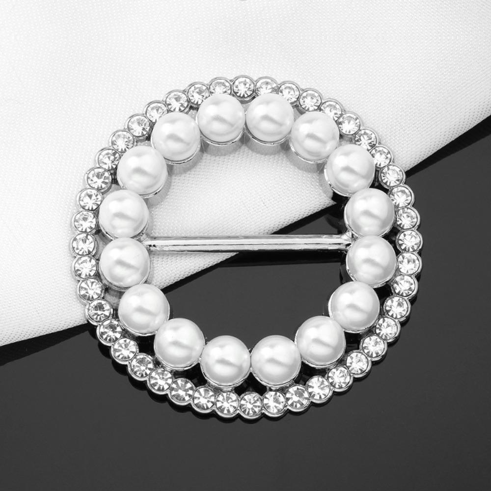 Luxury Brooches Crystal Shirt T-shirt Fixed Holder Jewelry Accessories Ring Clip for T-Shirt Party