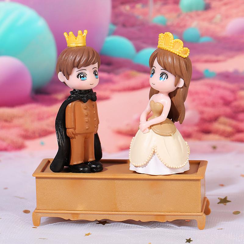 1Pair Mini Couples Figurines Micro Landscape Diy Miniatures Plastic Crafts Fairy Garden Moss Dollhouse Terrarium Home Decor