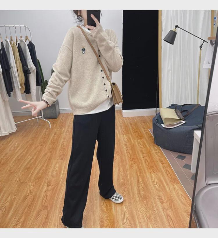 Женский изысканный кардиган с вышитым медведем - весна/осень, длинный рукав, круглая горловина, мягкий трикотажный свитер.