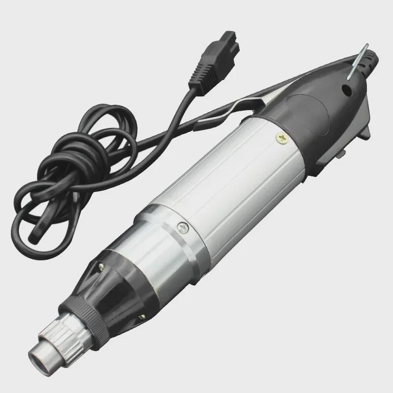 Электрическая отвертка с регулируемой скоростью и бытовой фонарик