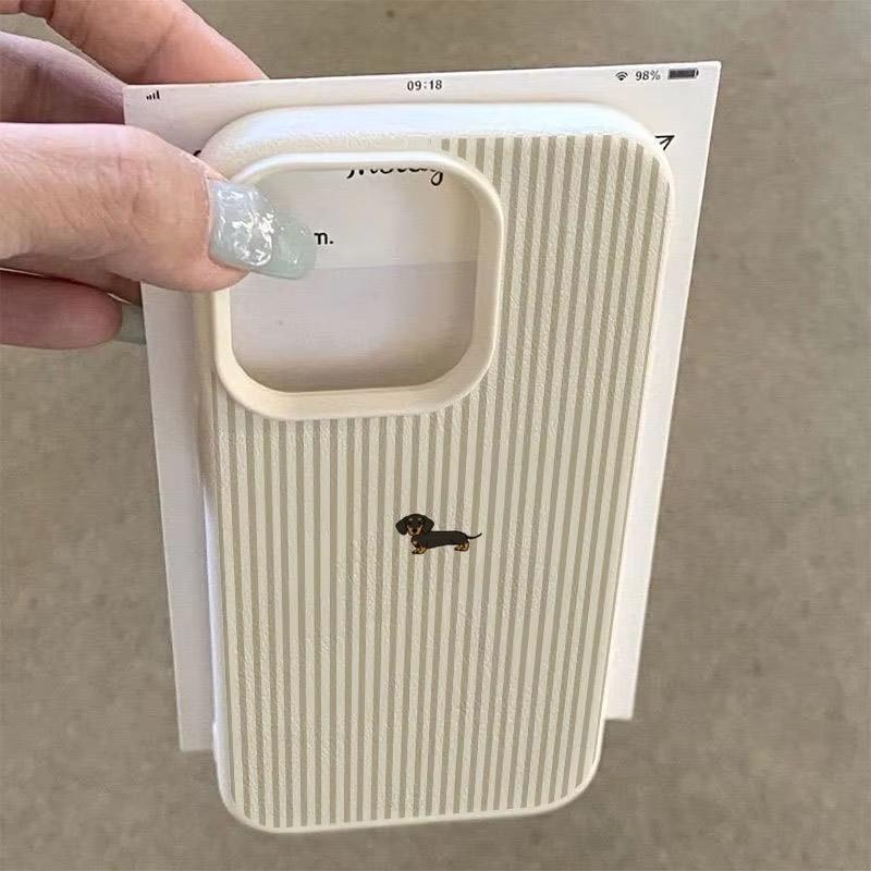 Милый Игривый Рисунок Таксы Текстура Личи Чехол Для Телефона Для iPhone 17 16 15 14 13 12 11 Pro Max Plus 17 Air X XS XR Мягкий Чехол