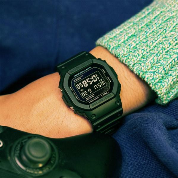 Casio Мужские часы G-SHOCK DW-5600RW-1JF [G-SHOCK Brick Pattern Design] Square Watch Black Digital