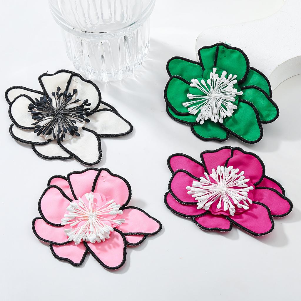 Многоцветные серьги-цветы ручной работы из ткани с имитацией модных многослойных темпераментных летних украшений в стиле «отпуск» с преувеличенными большими цветочными ушками