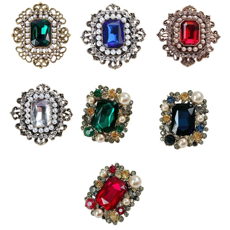 Elegant Clothing Fastener Fashion Accessory Clothing Jewelry Vintage Brooch Crystal Lapel Pin Gift for Woman Girls