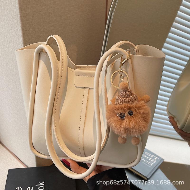 Korean Simple Bucket Bag Women's 2025 New Casual Versatile Shoulder Tote Bag Fashionable Large-capacity Commuter Bag