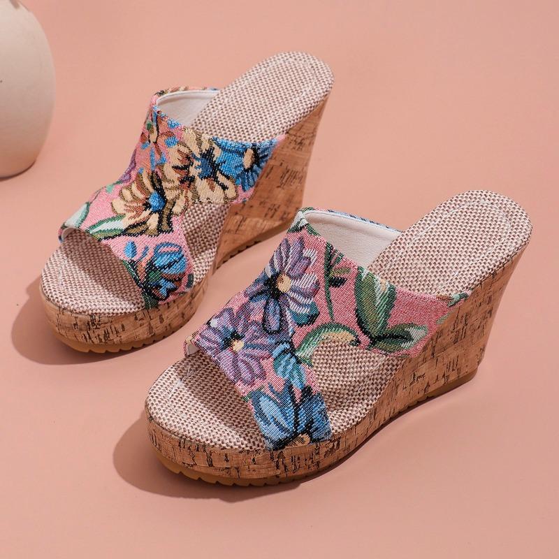 Женские тапочки на танкетке, летние новые распродажи женской обуви, модные цветные принты, дизайнерские нескользящие женские тапочки на толстой подошве