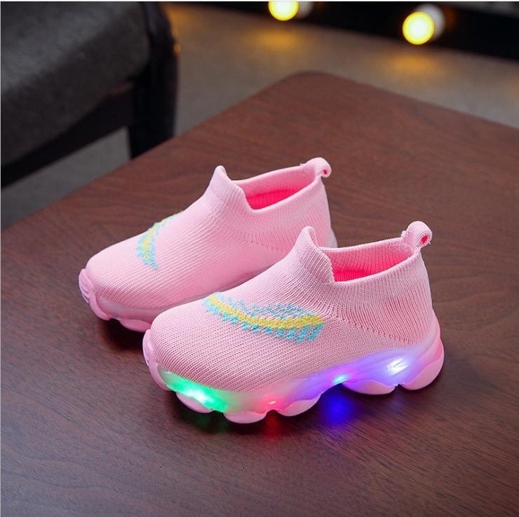 2020 New Children's LED Light Shoes Girls Boys Fly Weaving Breathable Sports Shoes Socks Shoes Feather Toddler Shoes