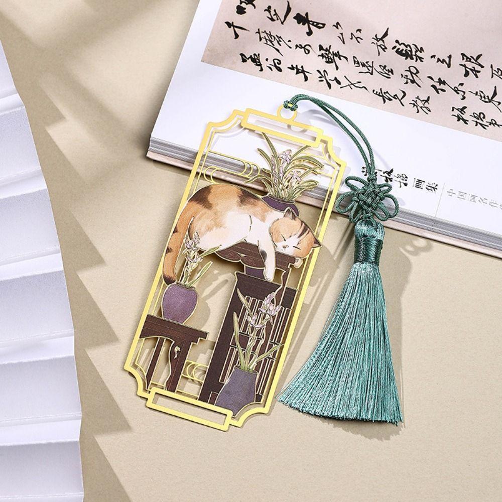 Cat Hollowed Cat Bookmark Flower Chinese Style Metal Reading Bookmark Creative Tassels Chinese Style Bookmarks Teachers'Day Gift