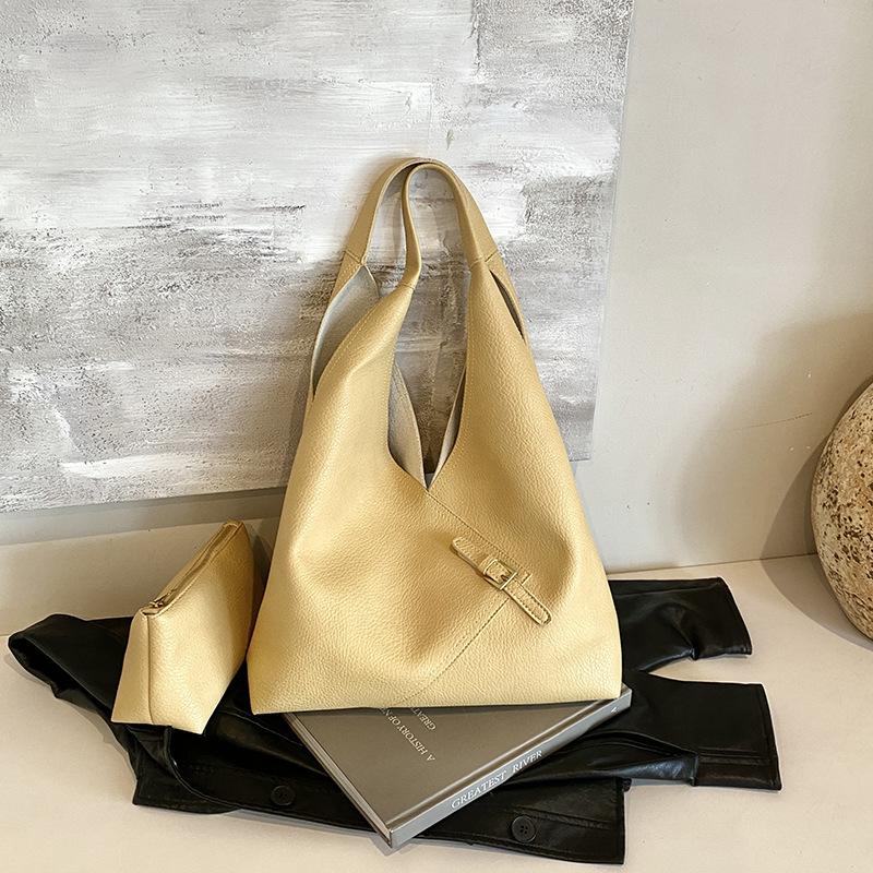 Ретро сумка высокого класса женская 2025 новая модная простая на плечо подмышку сумка-тоут для通勤 большая сумка