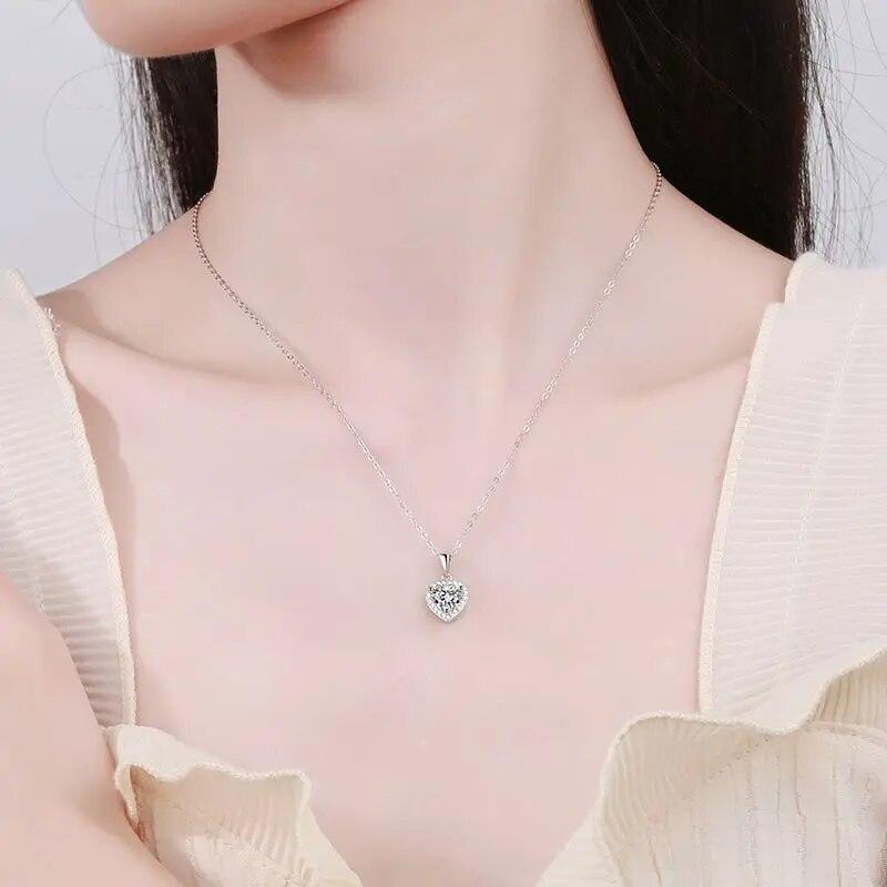 New Luxury Real 1CT Moissanite Heart Pendant Necklace for Woman Lovers S925 Sterling Silver Diamond Neck Chain Necklaces Gift
